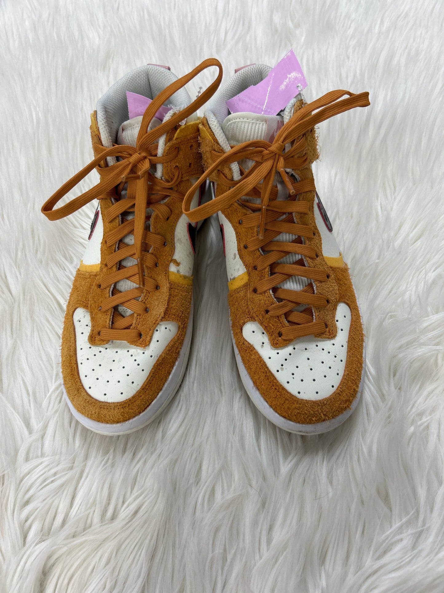 Shoes Sneakers By Nike In Cream & Orange, Size:7