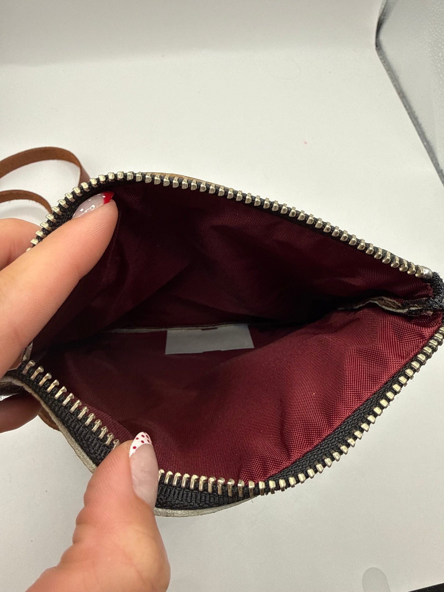 Crossbody By Clothes Mentor, Size: Small