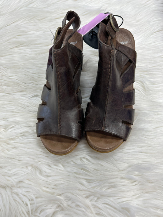 Sandals Heels Block By Dansko In Brown, Size:9