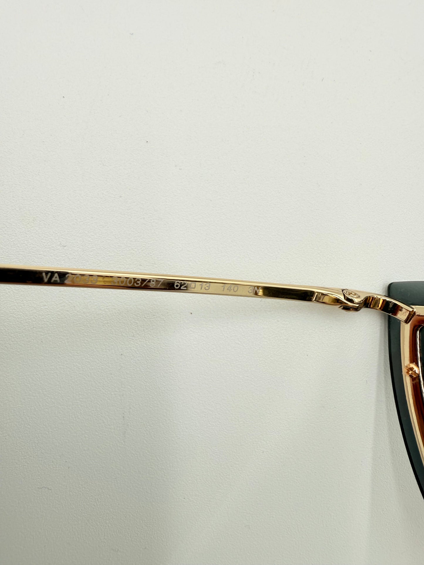Sunglasses Designer By Valentino-mario