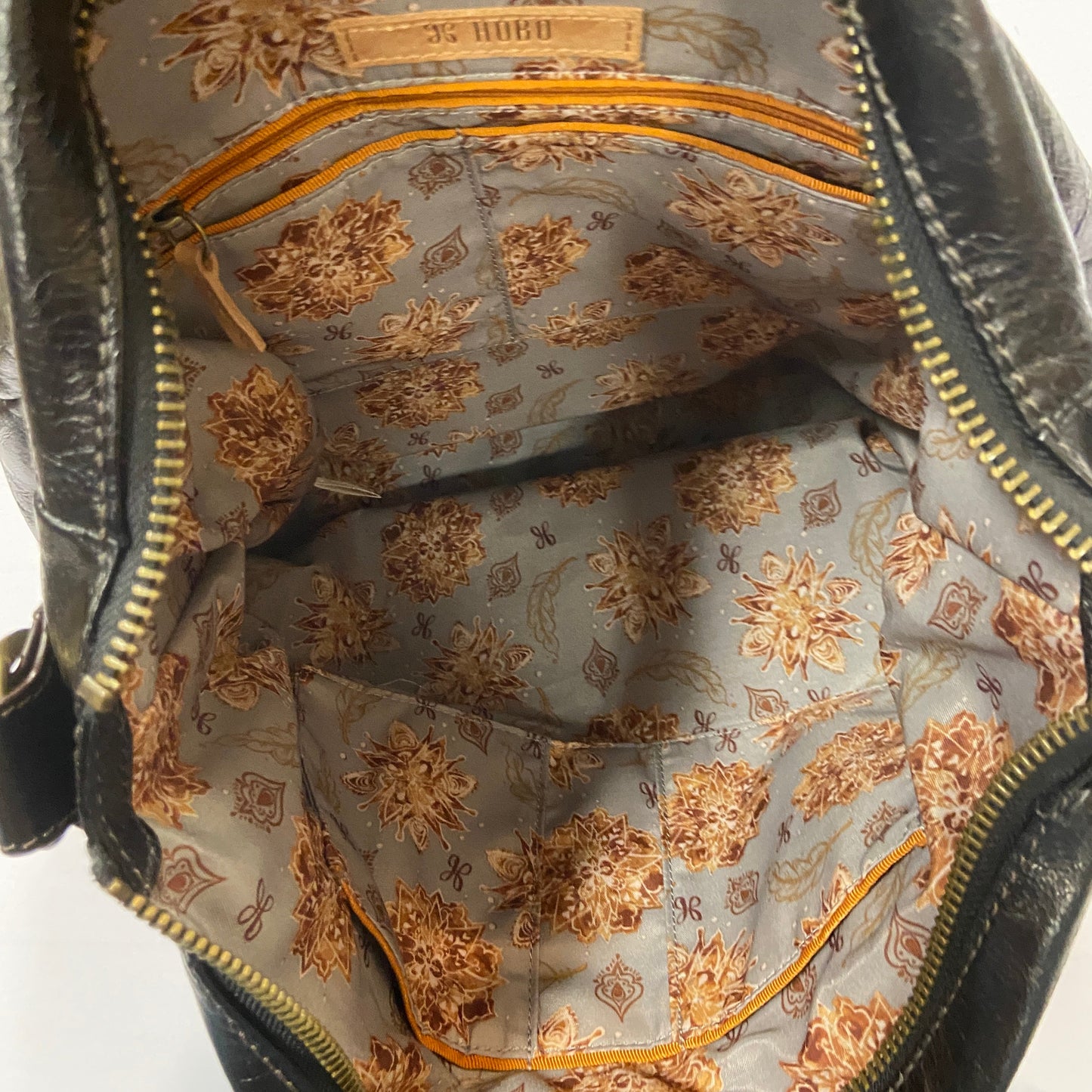 Handbag Leather By Hobo Intl, Size: Medium