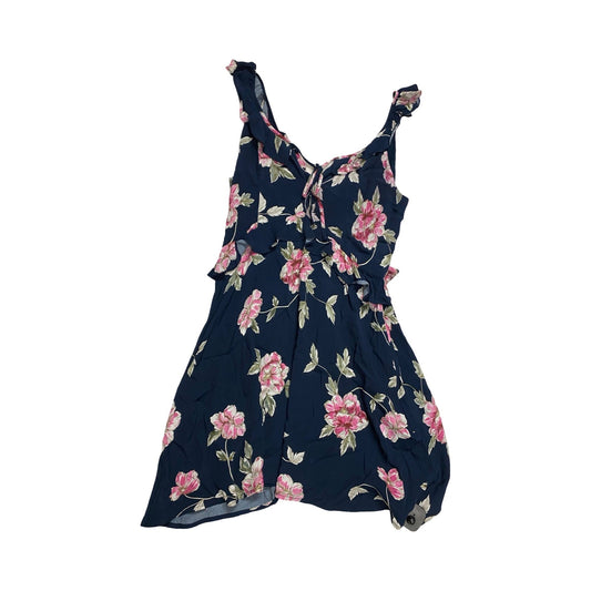 Dress Casual Short By Cupcakes And Cashmere In Floral Print, Size:S