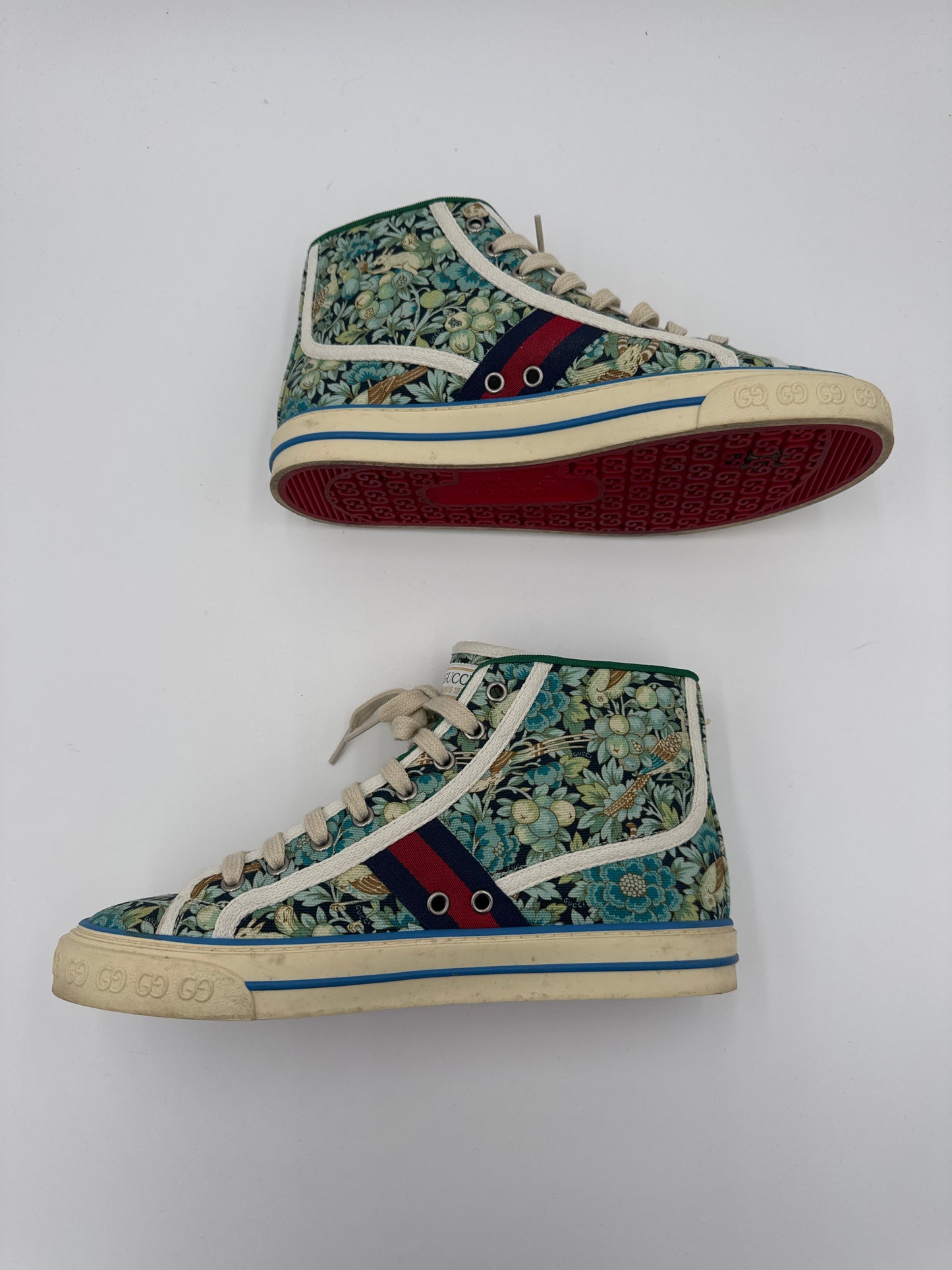 Shoes Luxury Designer By Gucci In Multi, Size:9