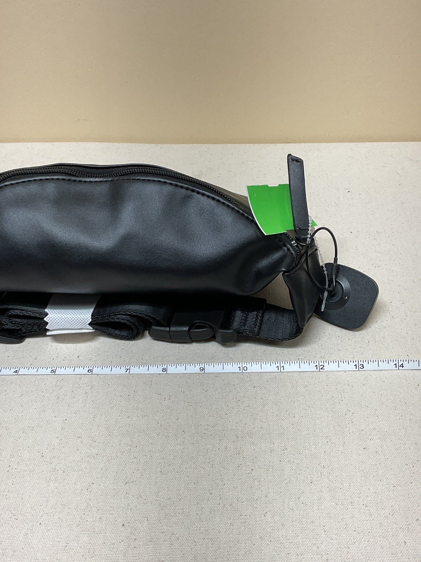 Belt Bag By Clothes Mentor In Black, Size:Large