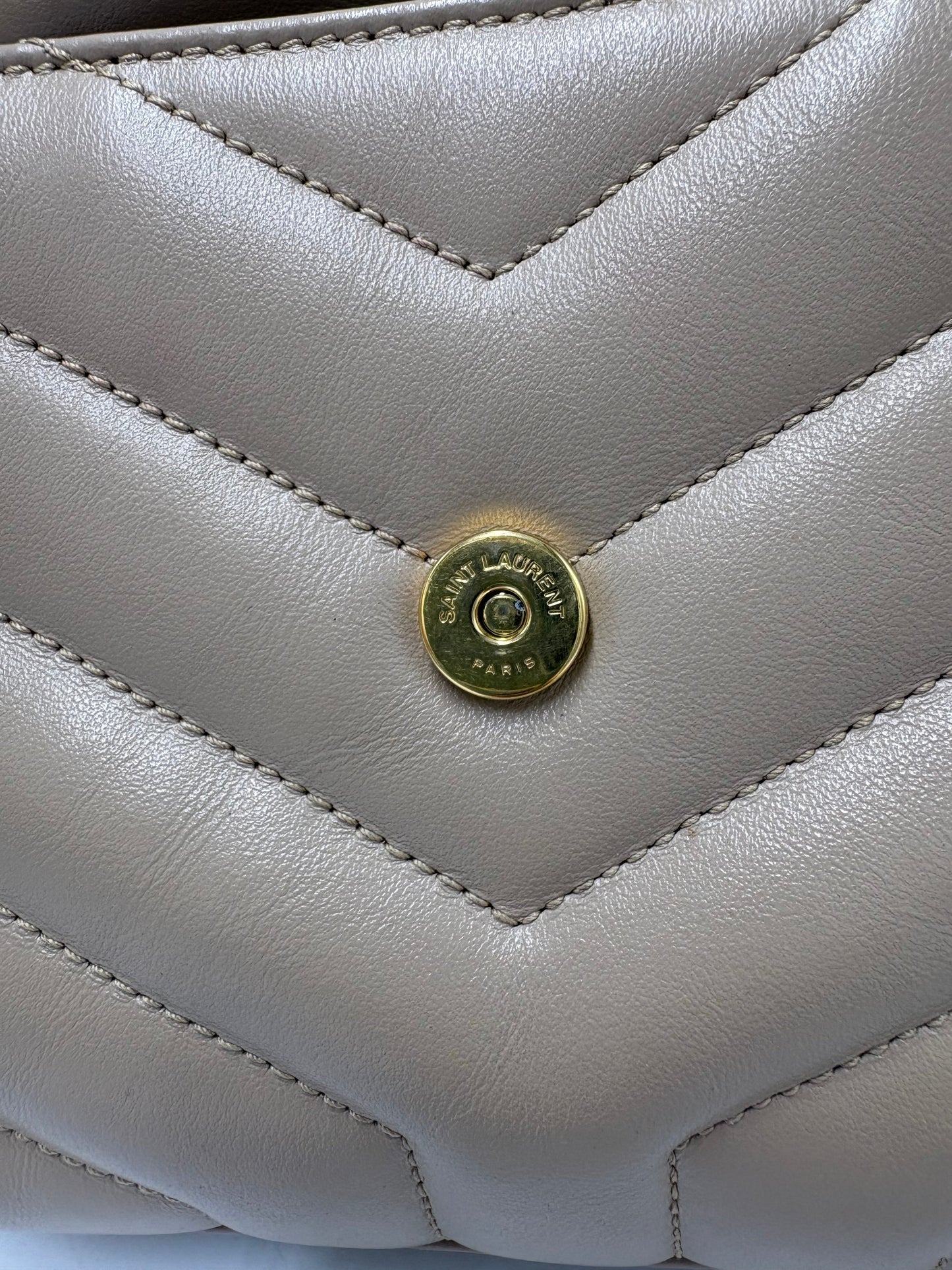 Yves Saint Laurent YSL Toy Loulou Quilted Luxury Handbag