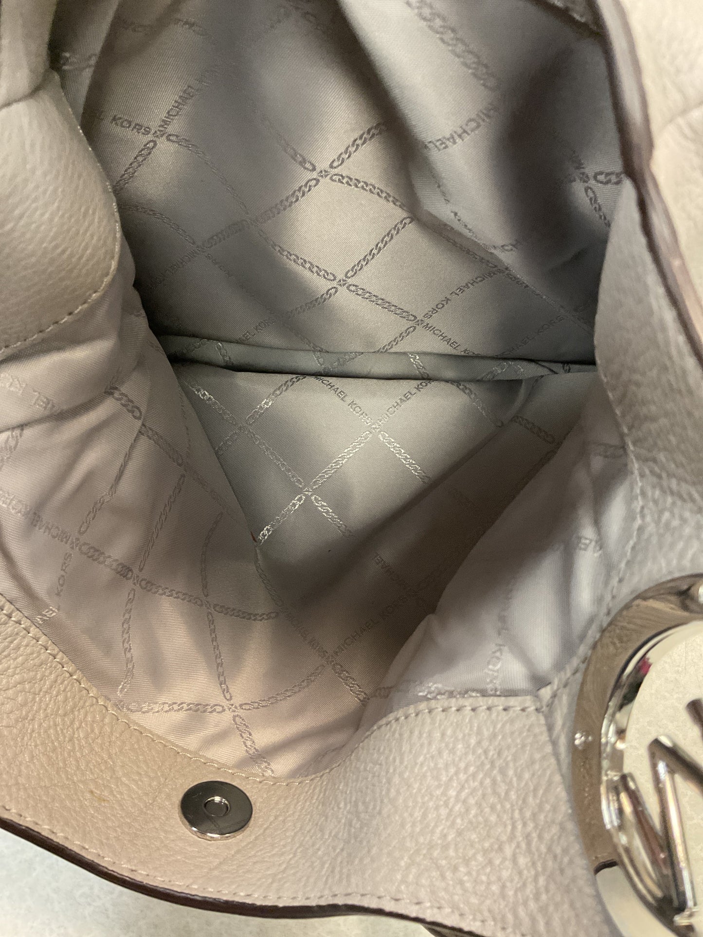 Handbag Designer By Michael Kors In Grey, Size:Medium