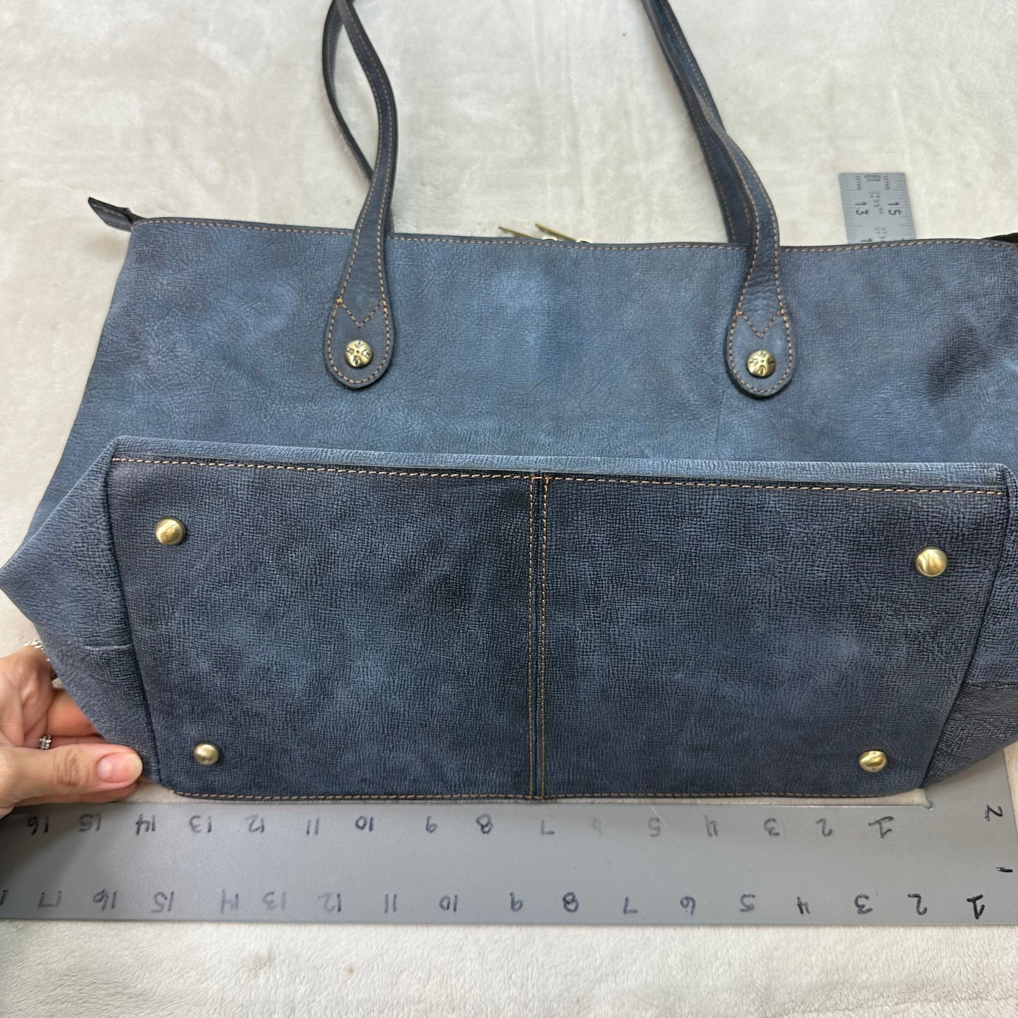 Handbag Designer By Patricia Nash, Size: Large