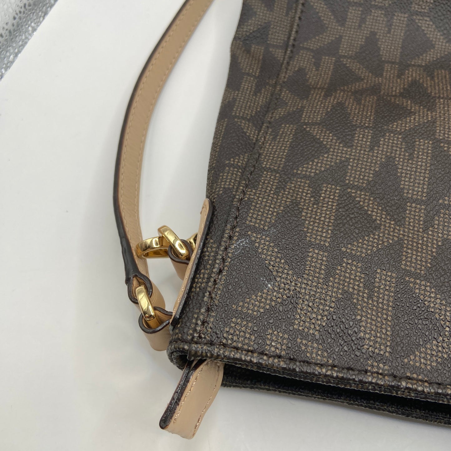 Crossbody Designer By Michael By Michael Kors, Size: Medium