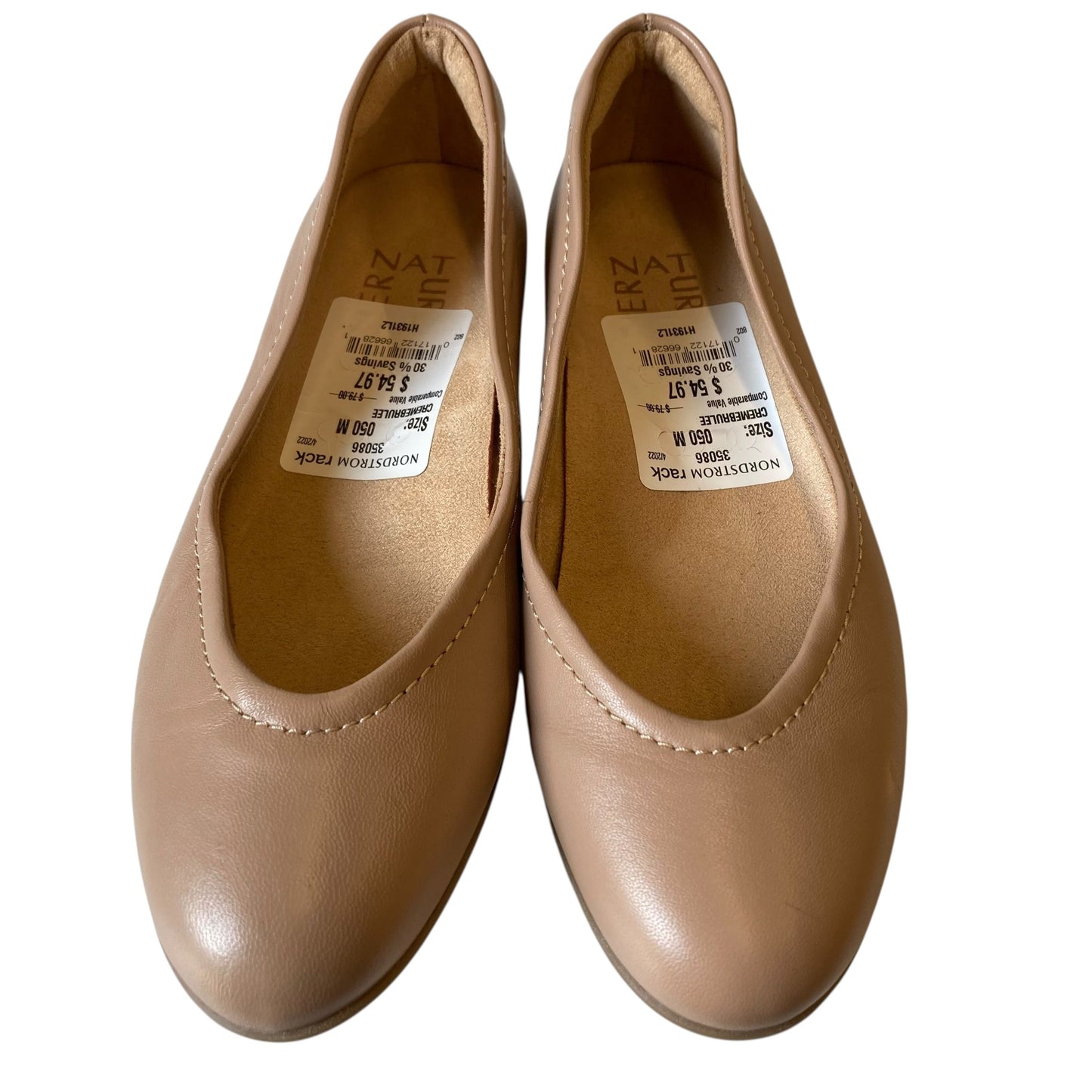 Shoes Flats By Naturalizer In Tan, Size:5
