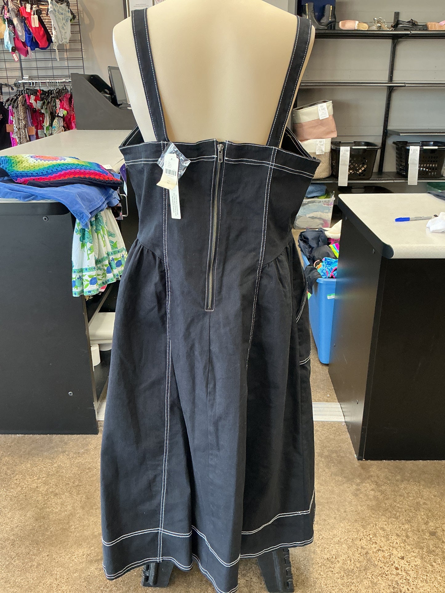 Dress Casual Midi By Pilcro In Black, Size:Xl