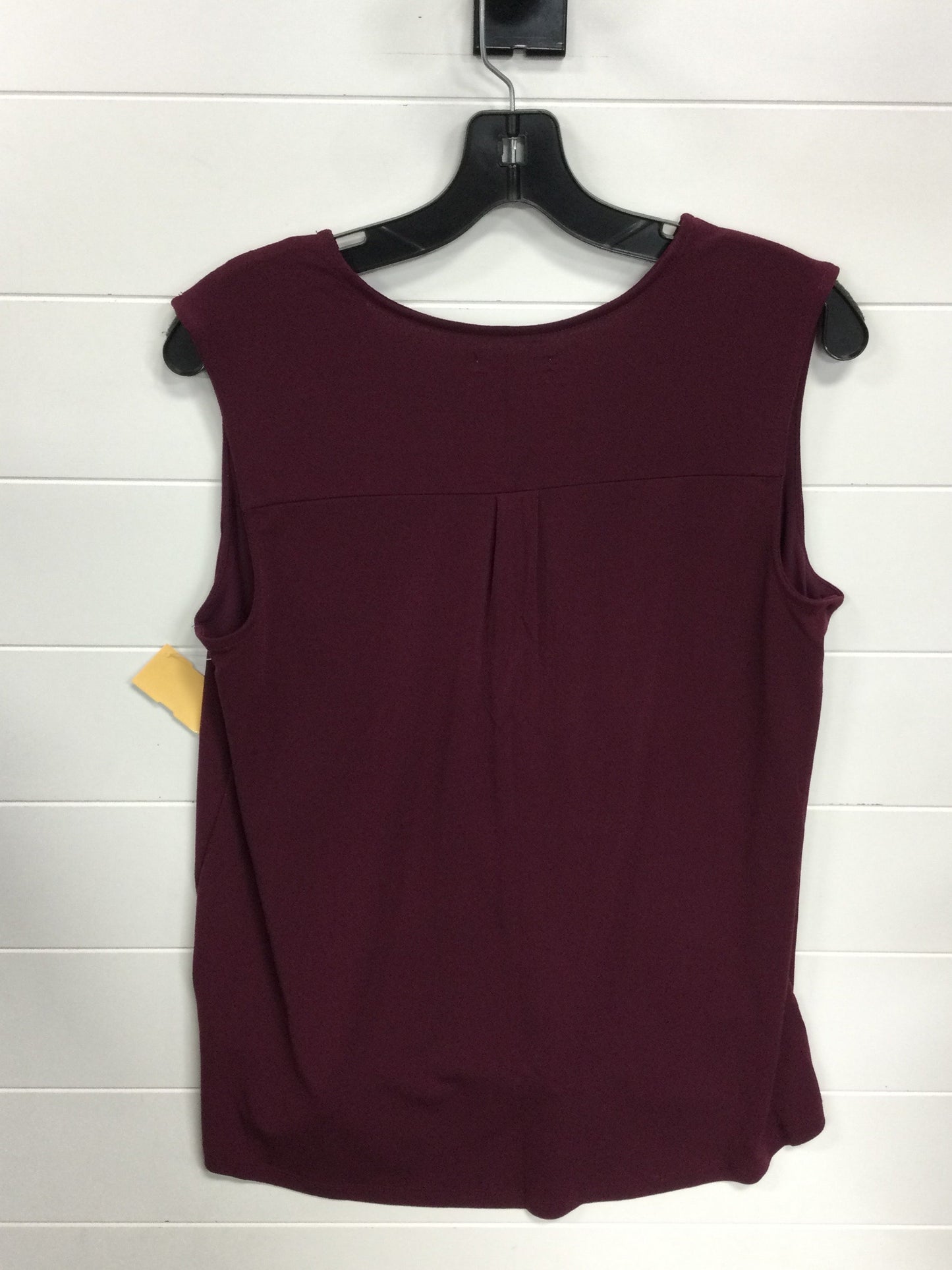 Top Sleeveless By Maurices In Purple, Size:M