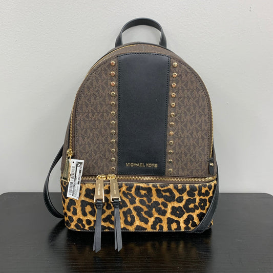 Backpack Designer By Michael Kors In Leopard Print, Size:Medium