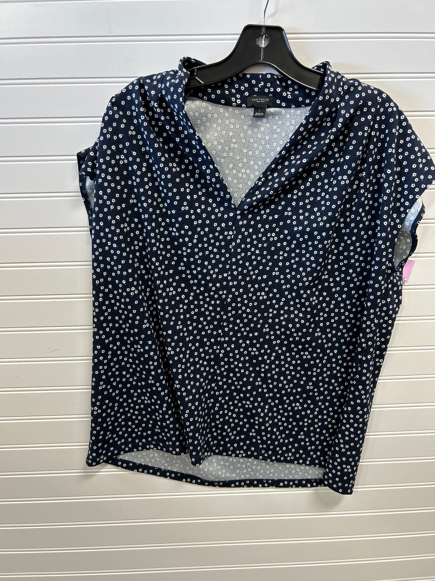 Top Sleeveless By Ann Taylor In Navy, Size:L