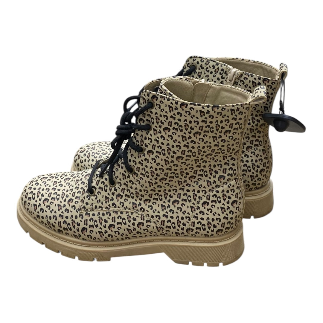 Boots Ankle Flats By Serra In Animal Print, Size:9