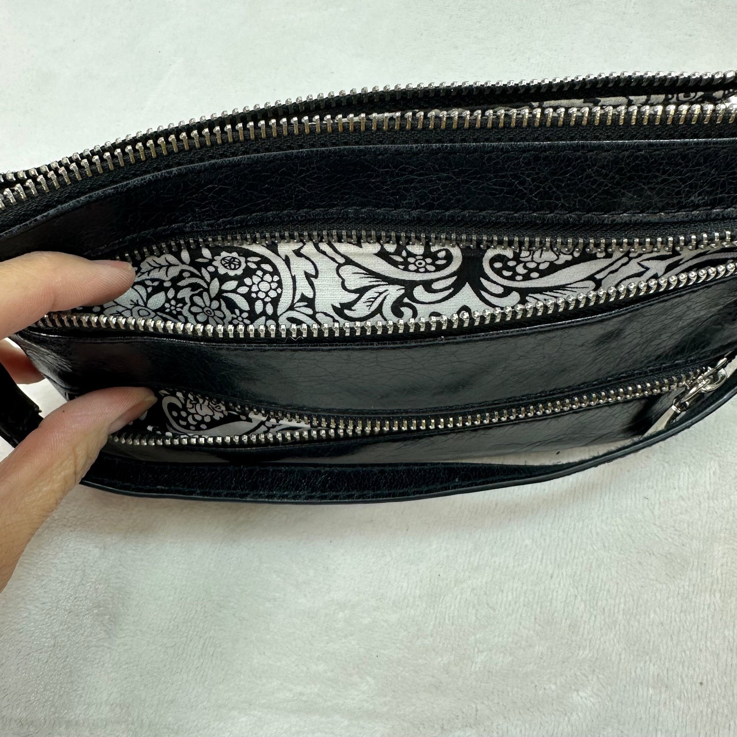 Wristlet By Hobo Intl, Size: Small