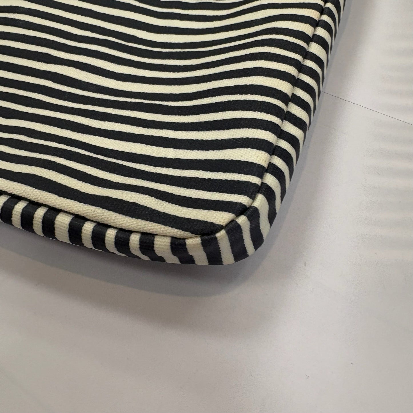 Crossbody By Fossil, Size: Small