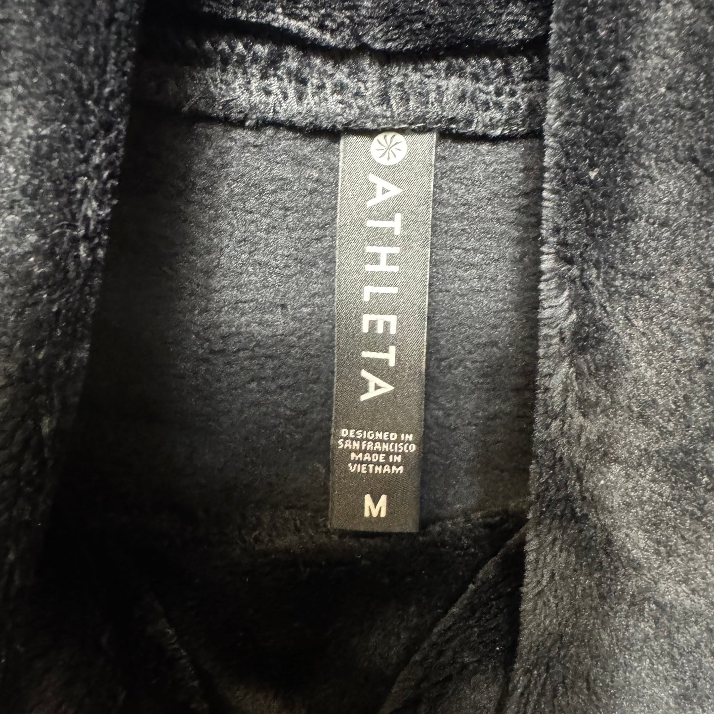 Sweatshirt Collar By Athleta In Black, Size: M