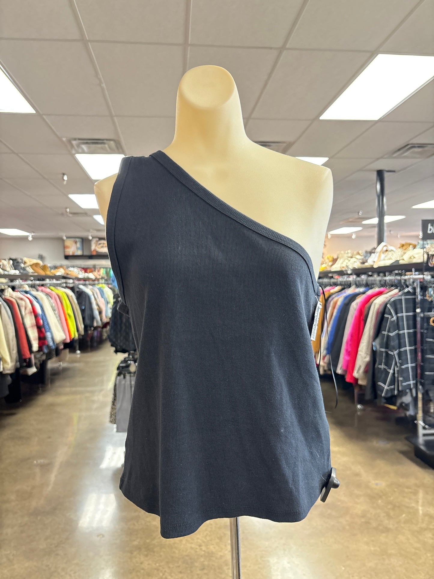 Top Sleeveless By Pilcro In Black, Size:Xl