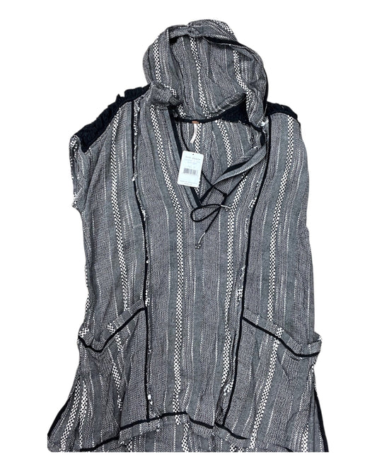Dress Casual Short By Free People In Grey & White, Size:M