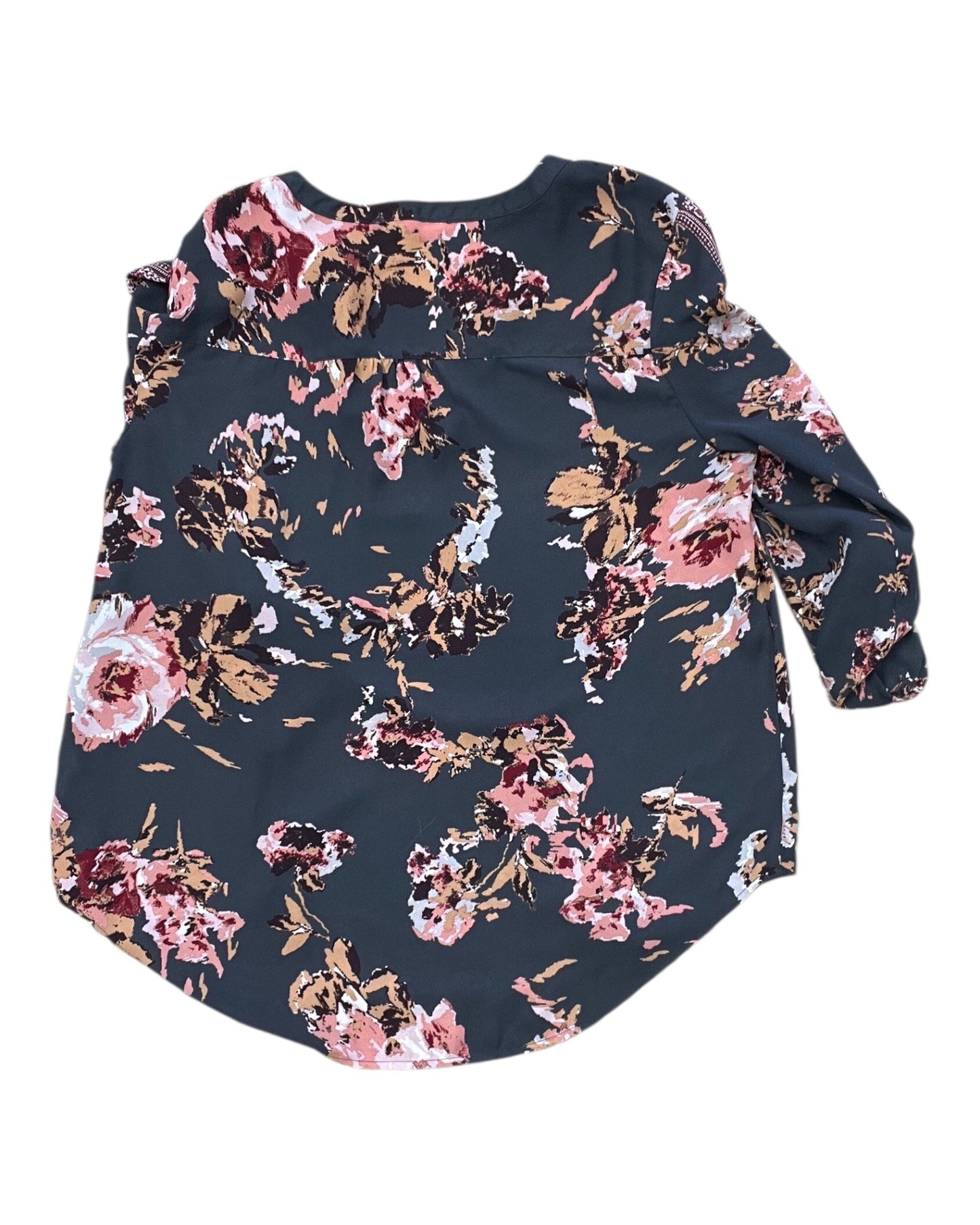 Top 3/4 Sleeve By Maurices In Grey & Red, Size:L