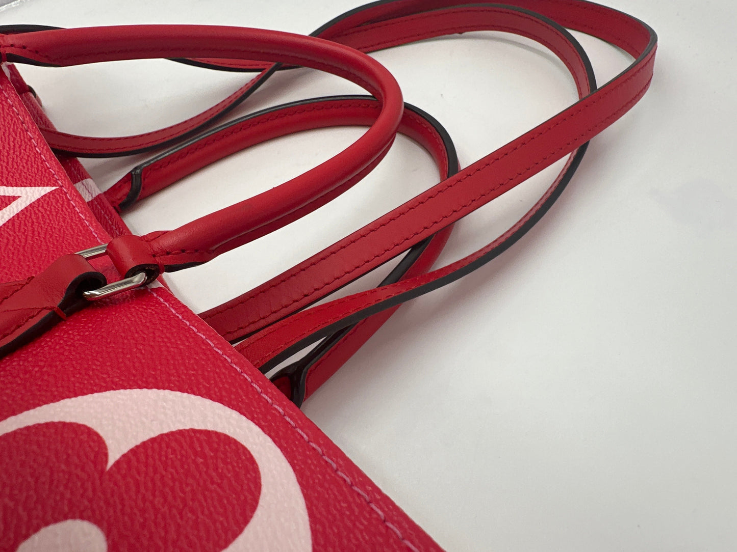 Handbag Luxury Designer By Louis Vuitton, Size: Large