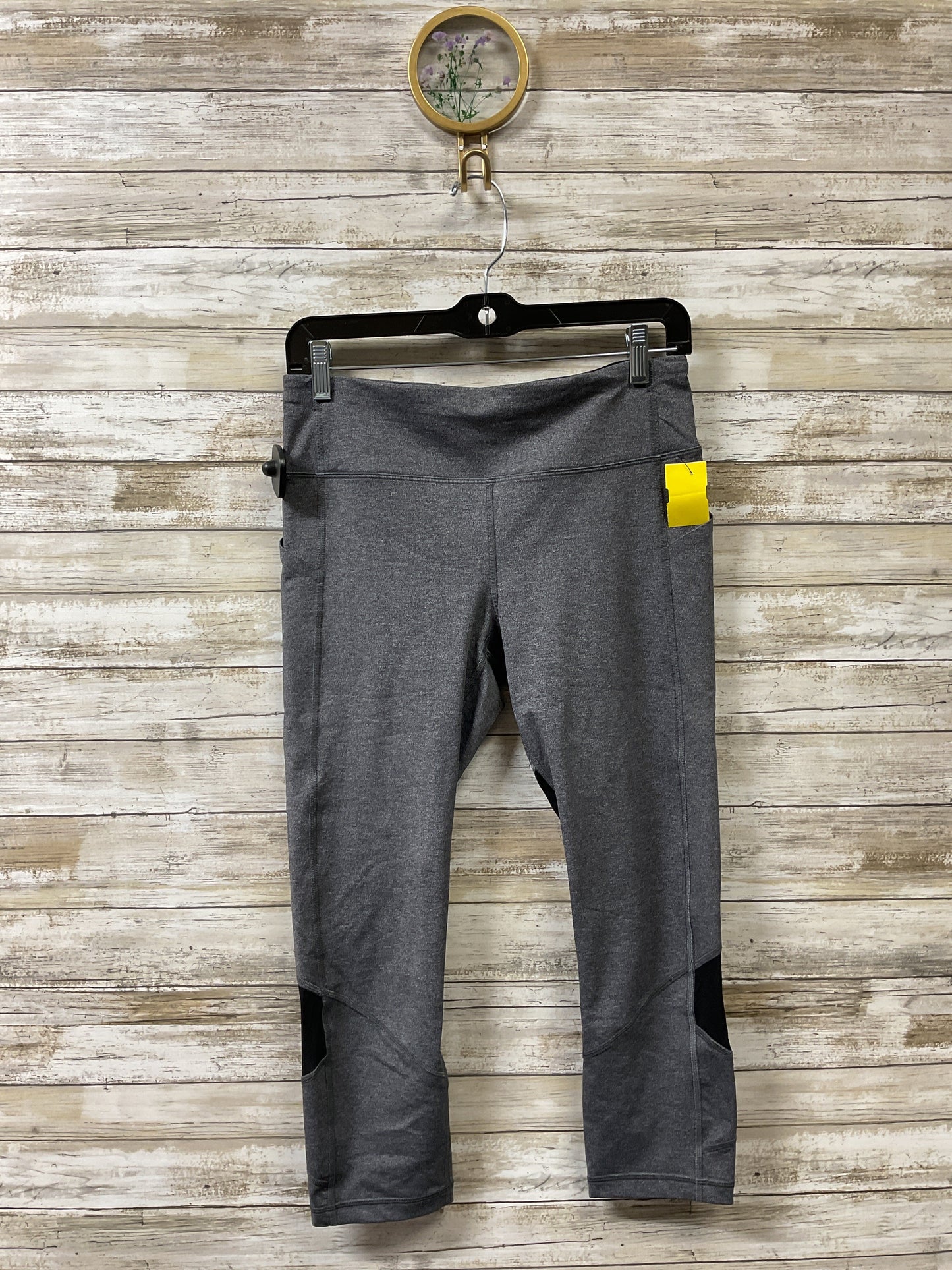 Athletic Leggings Capris By Lululemon In Grey, Size:8