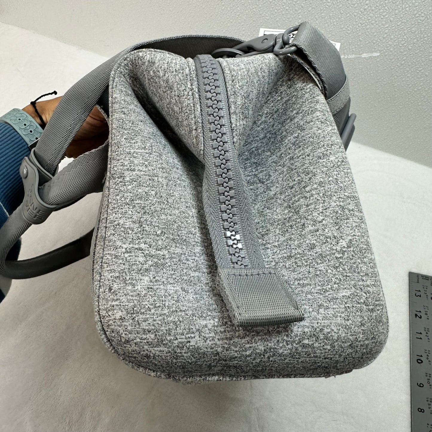 Landon Carryall neoprene bag Handbag & wristlet By DAGNE & DOVER, Size: Medium