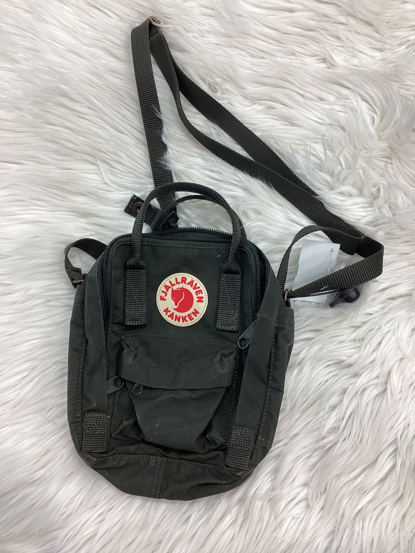 Crossbody By Cmb In Green, Size:Small