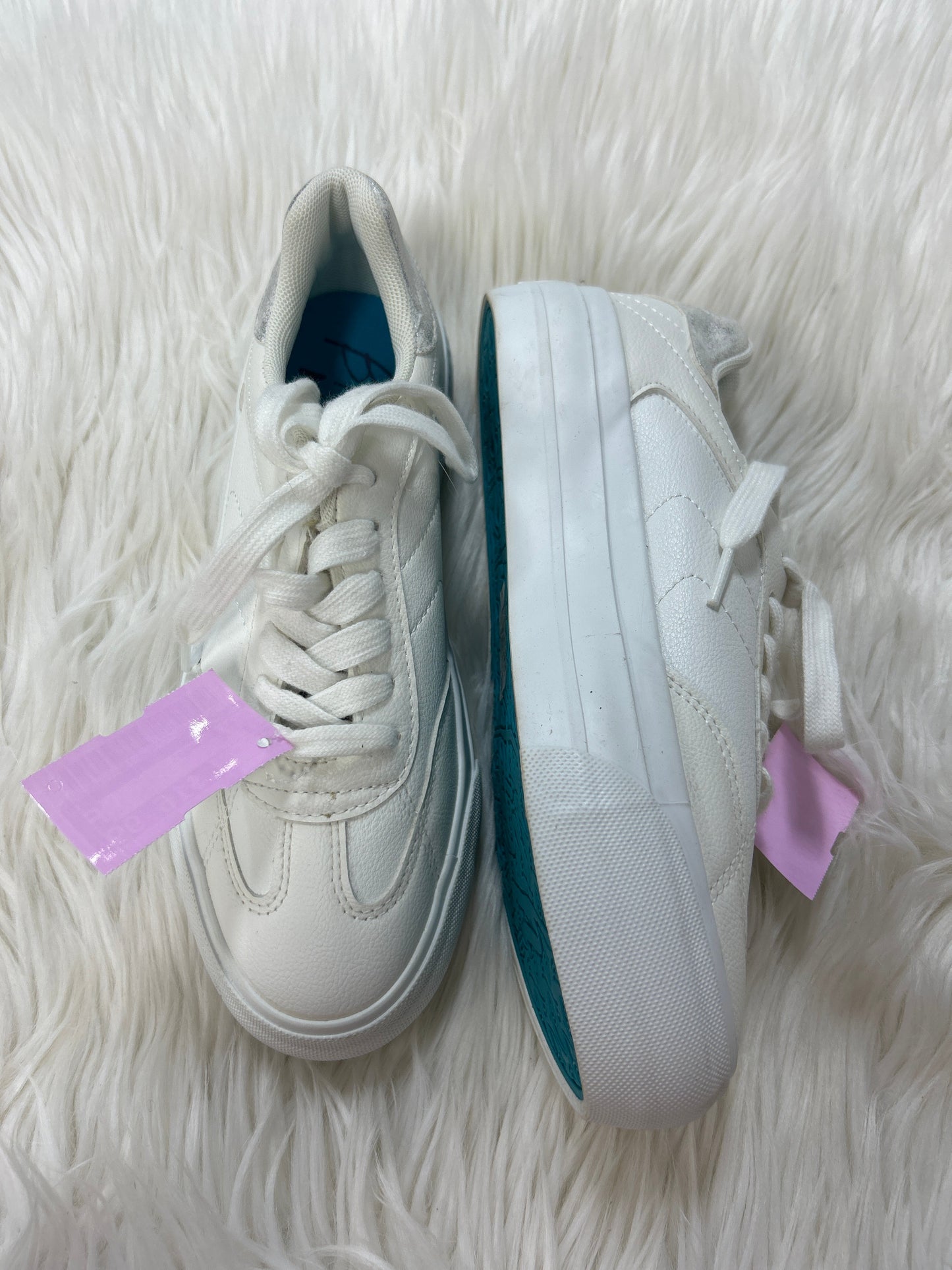 Shoes Sneakers By Blowfish In White, Size:7.5