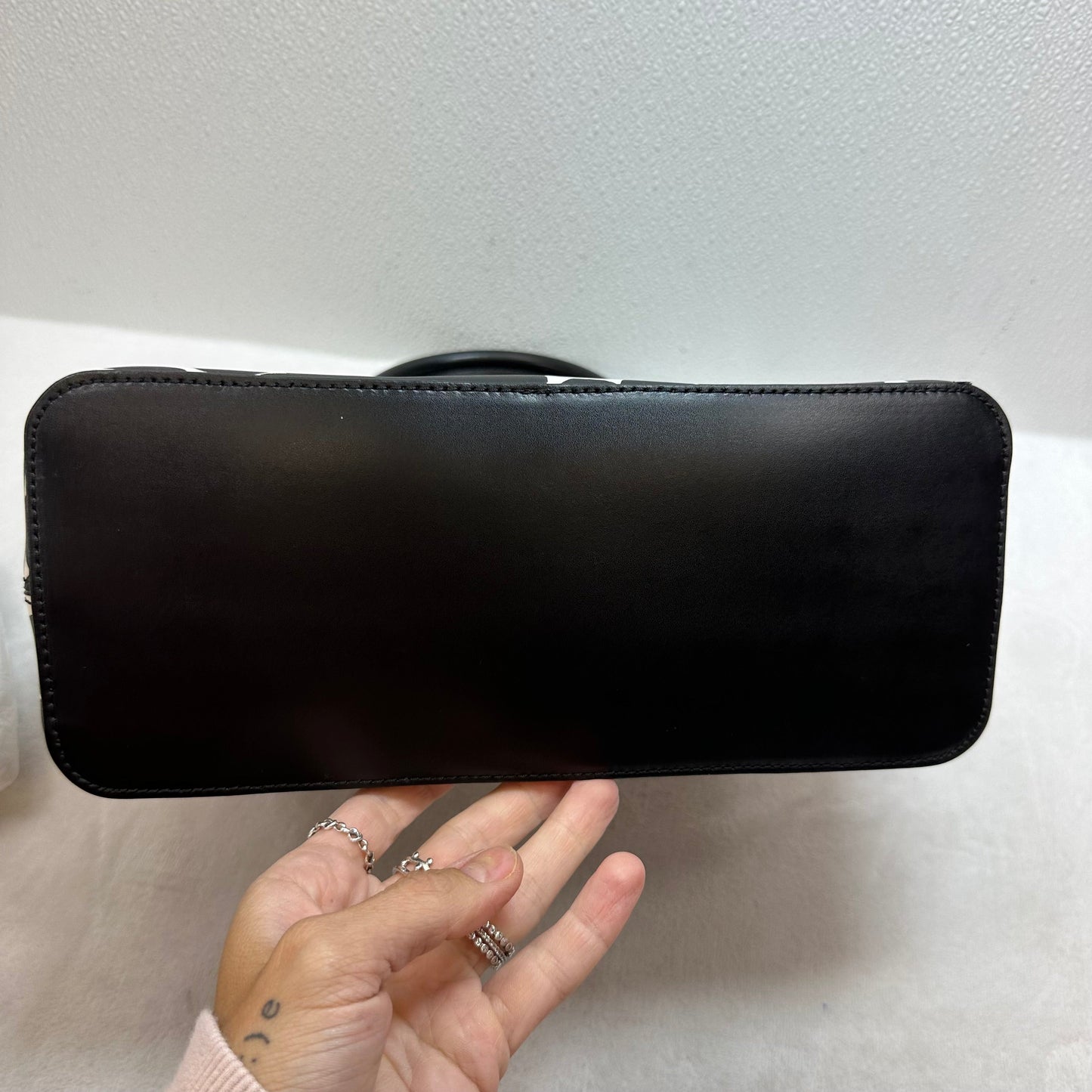 Handbag Designer By Kate Spade, Size: Large