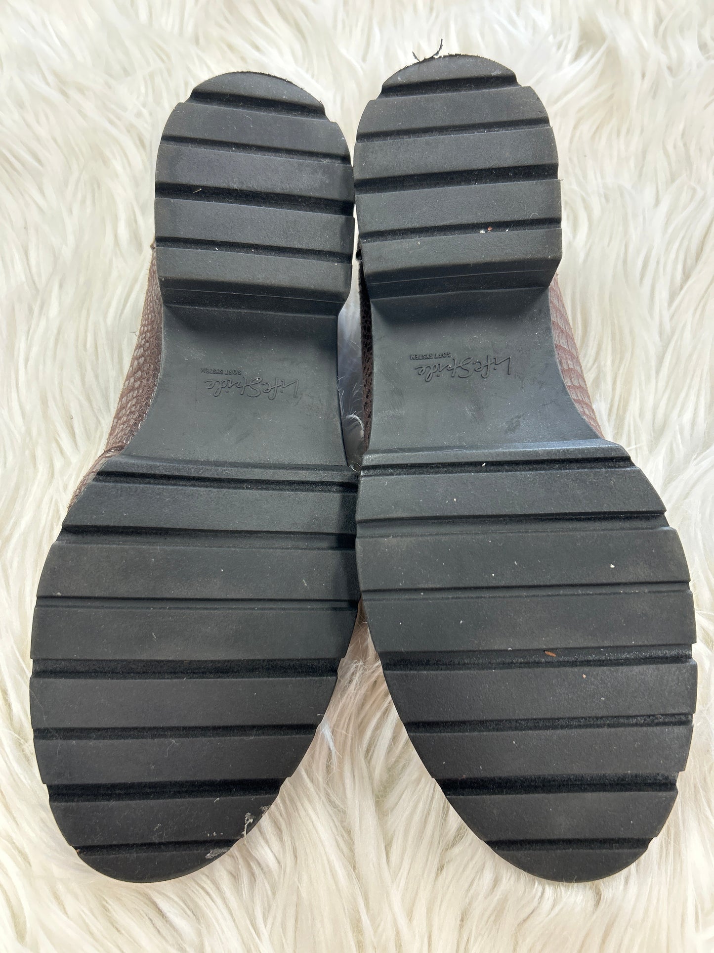 Shoes Flats By Life Stride In Brown, Size:8