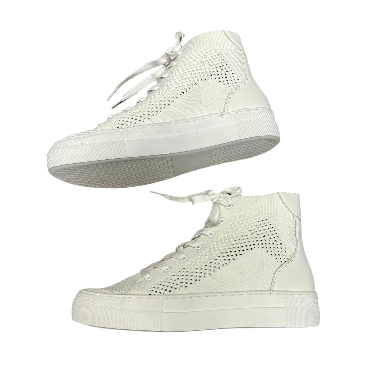 Shoes Sneakers By Madden Girl In White, Size: 7