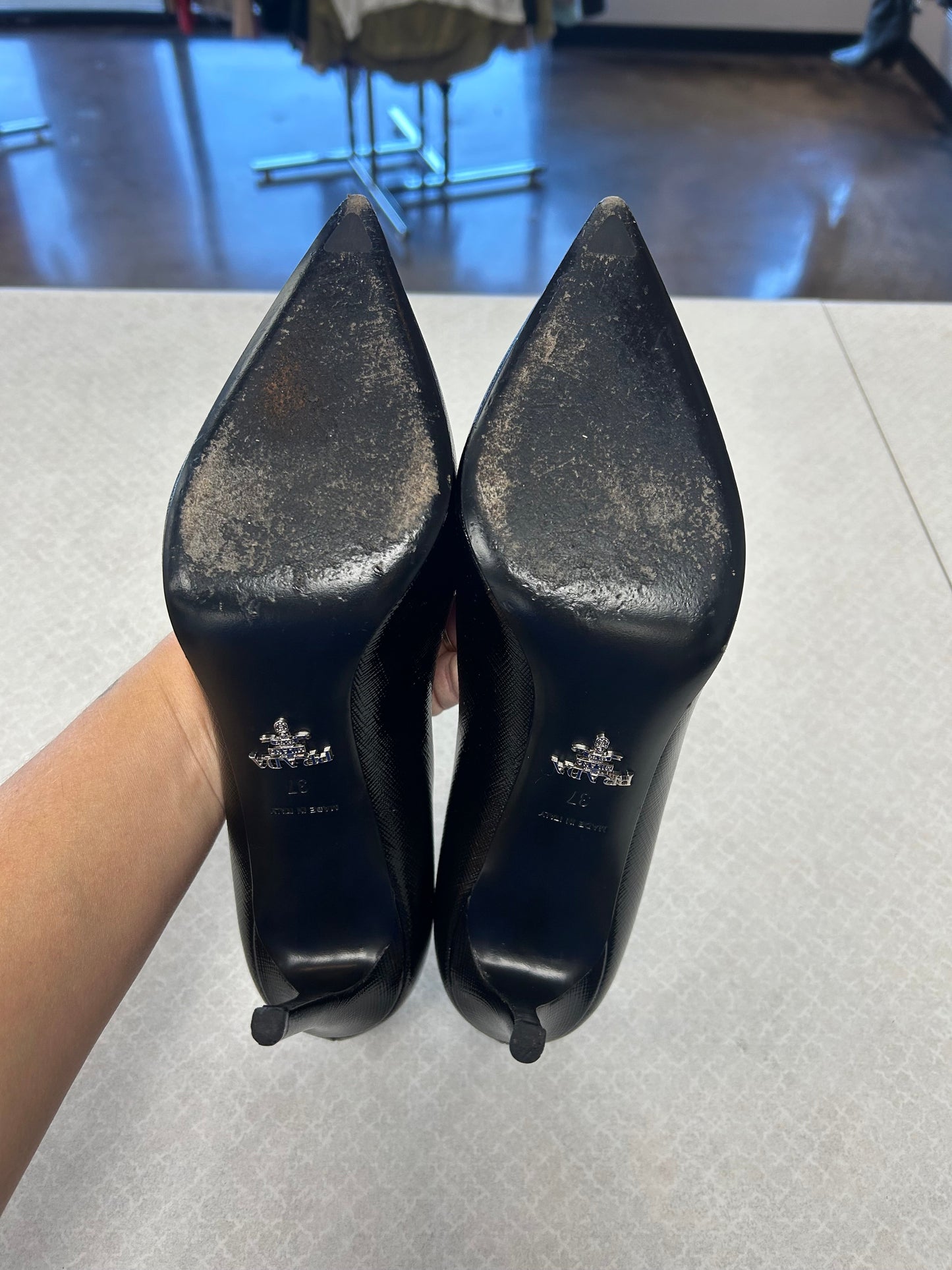 Shoes Luxury Designer By Prada In Black, Size:7