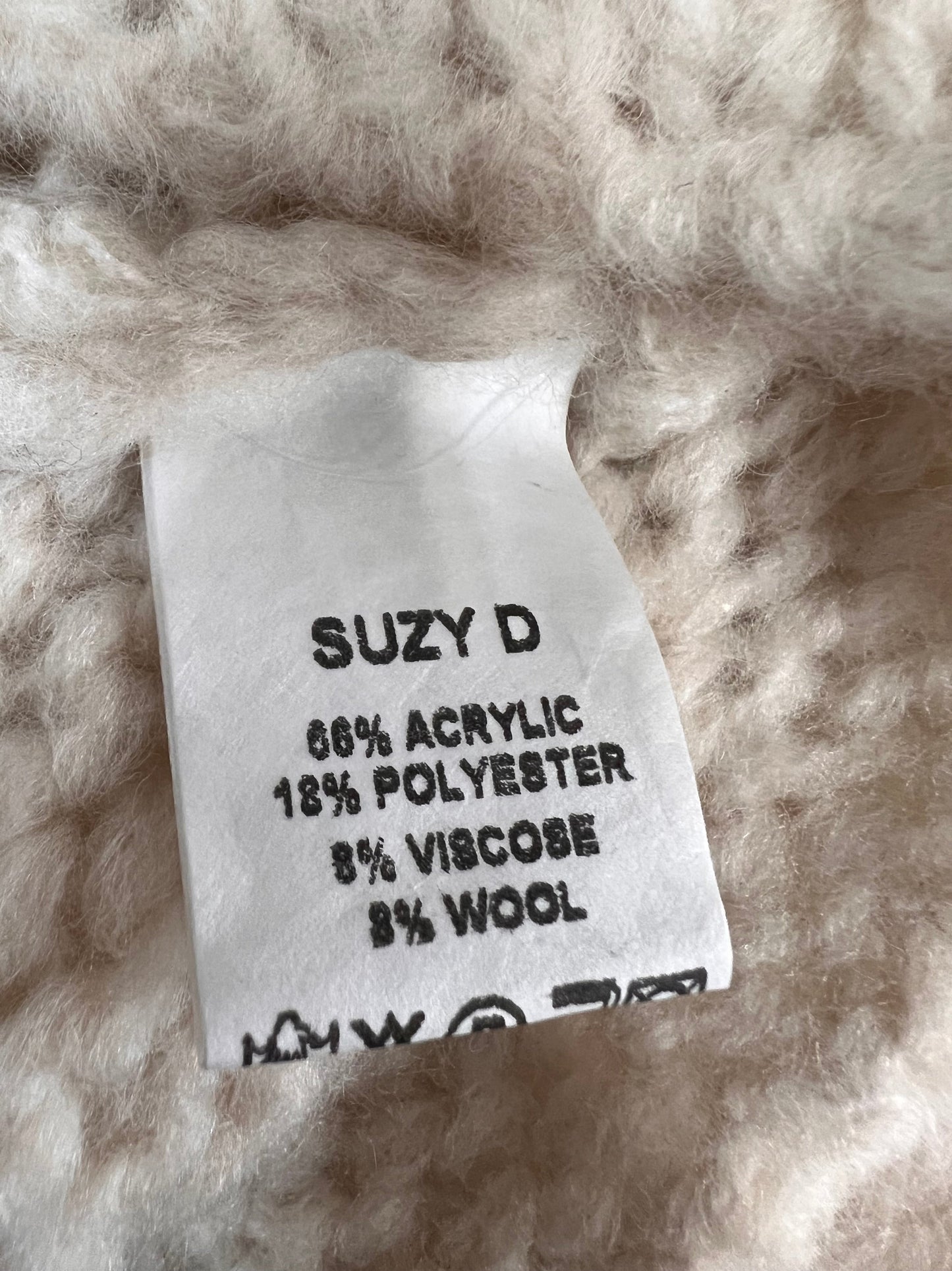 Sweater Short Sleeve By Suzy D In Cream, Size: Osfm