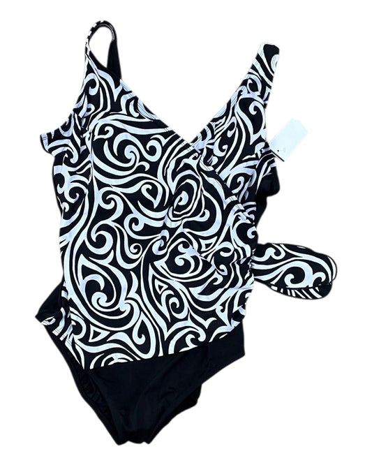 Swimsuit By Clothes Mentor In Black & White, Size:16