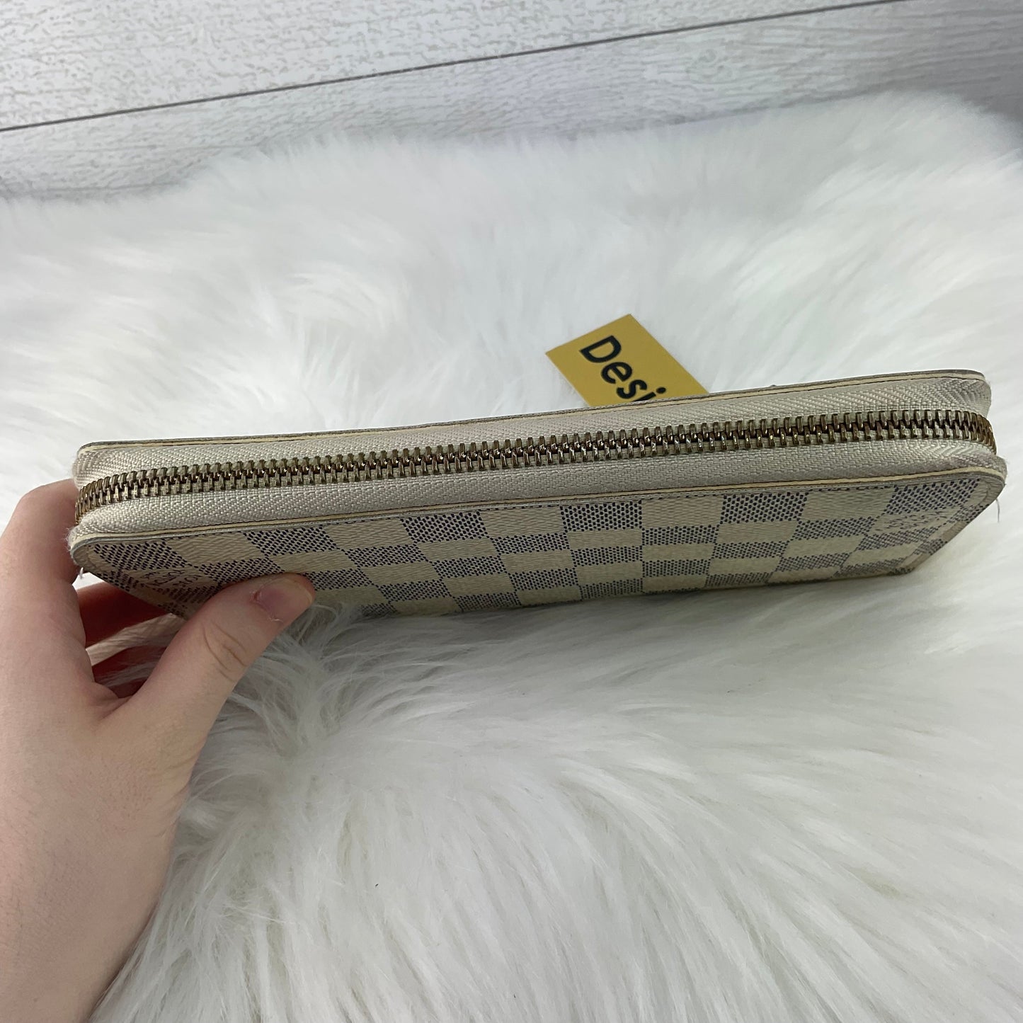 Wallet Luxury Designer By Louis Vuitton, Size: Medium