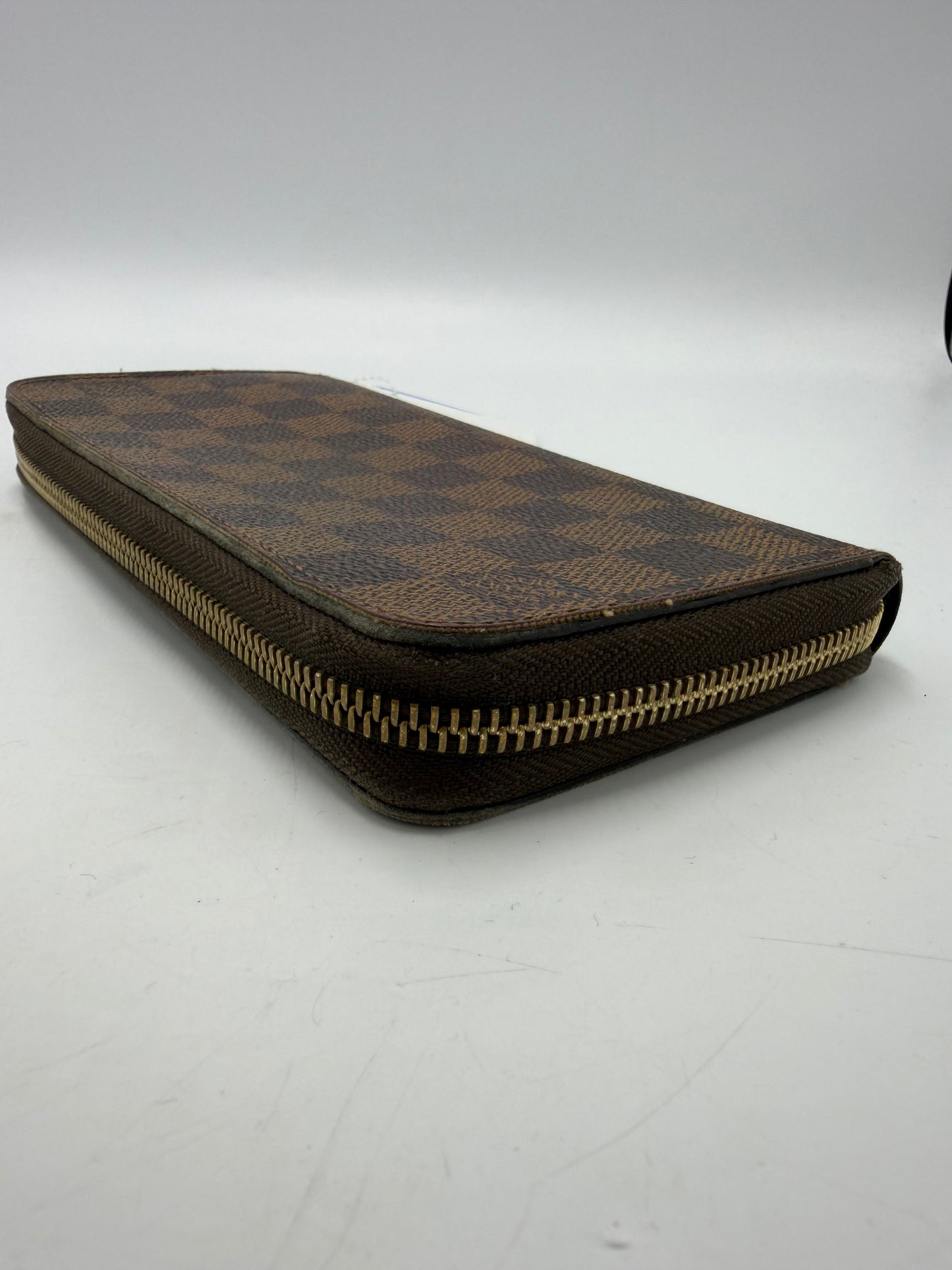 Louis Vuitton Zippy Luxury Wallet In Daimer Ebene