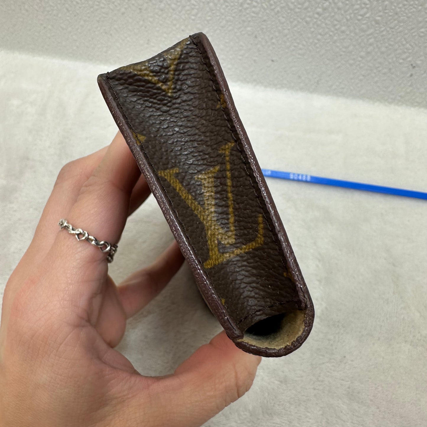 Sunglass Case Luxury Designer By Louis Vuitton