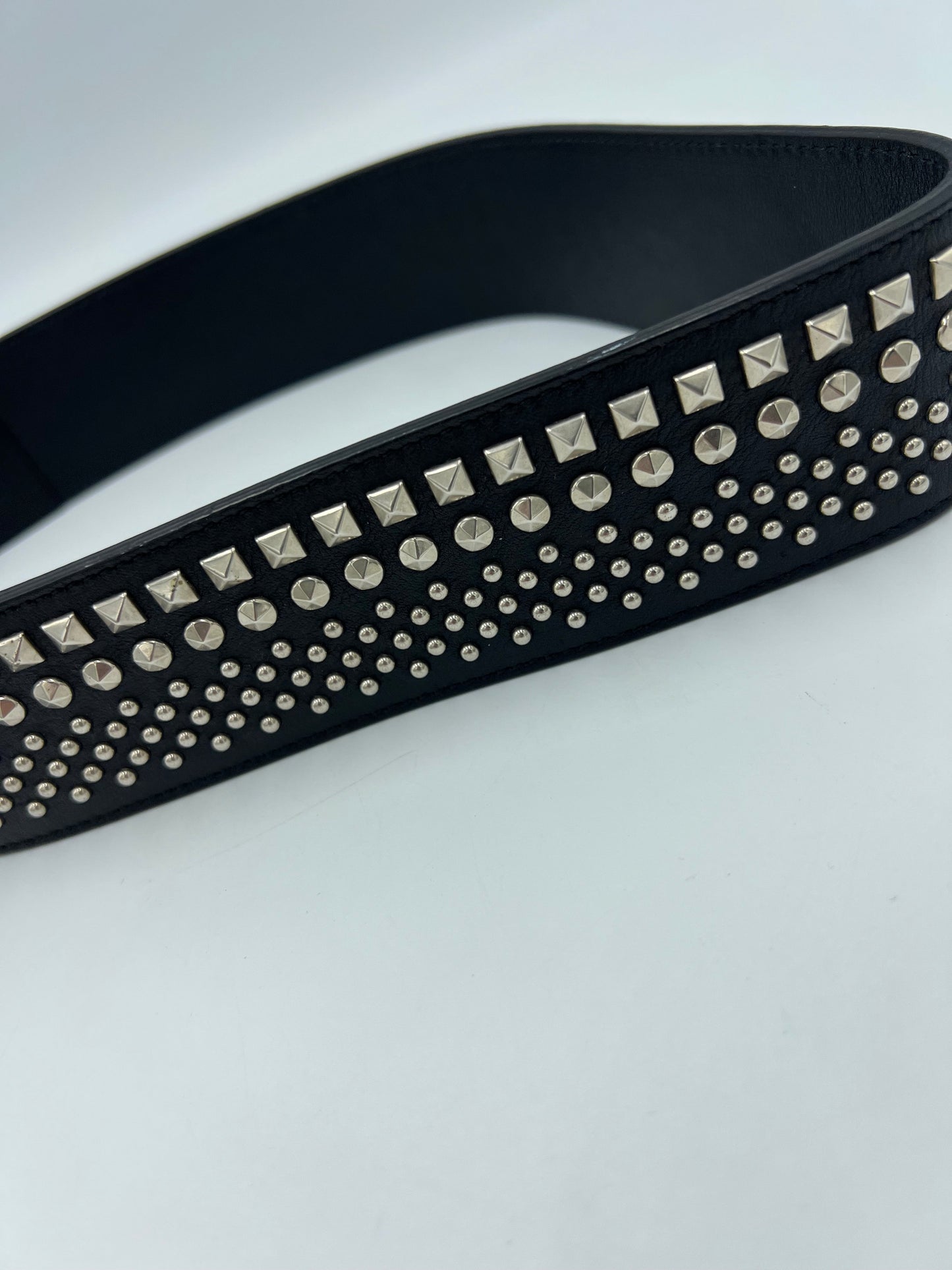 Like New! Gucci Moon Calfskin Studded Designer Belt, Size: Small (75  30)