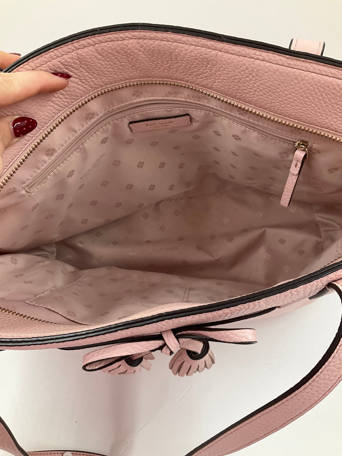 Handbag Designer By Kate Spade In Black, Size:Medium