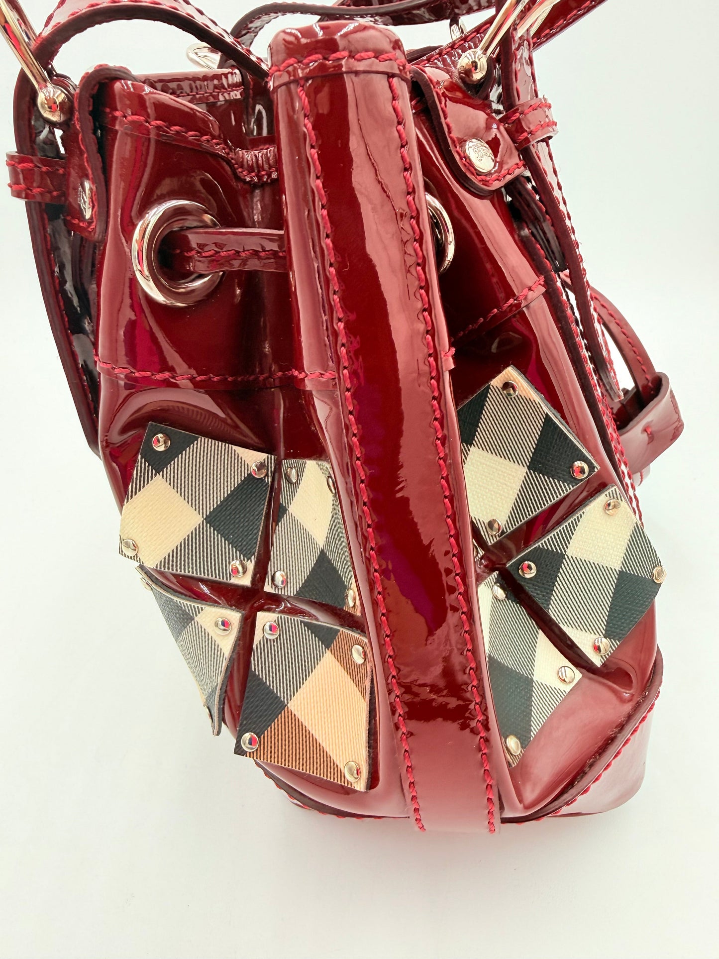 Handbag Luxury Designer By Burberry, Size: Medium
