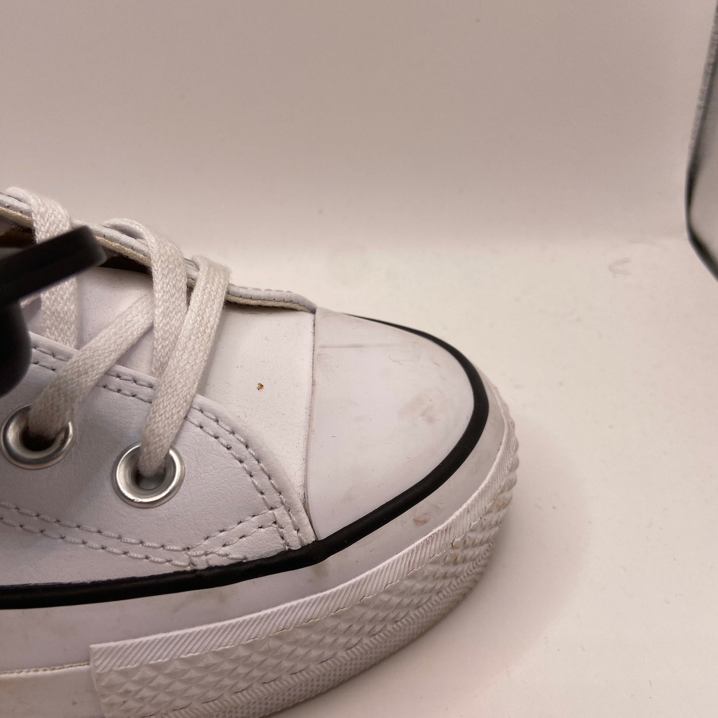 Shoes Sneakers Platform By Converse In White, Size: 7
