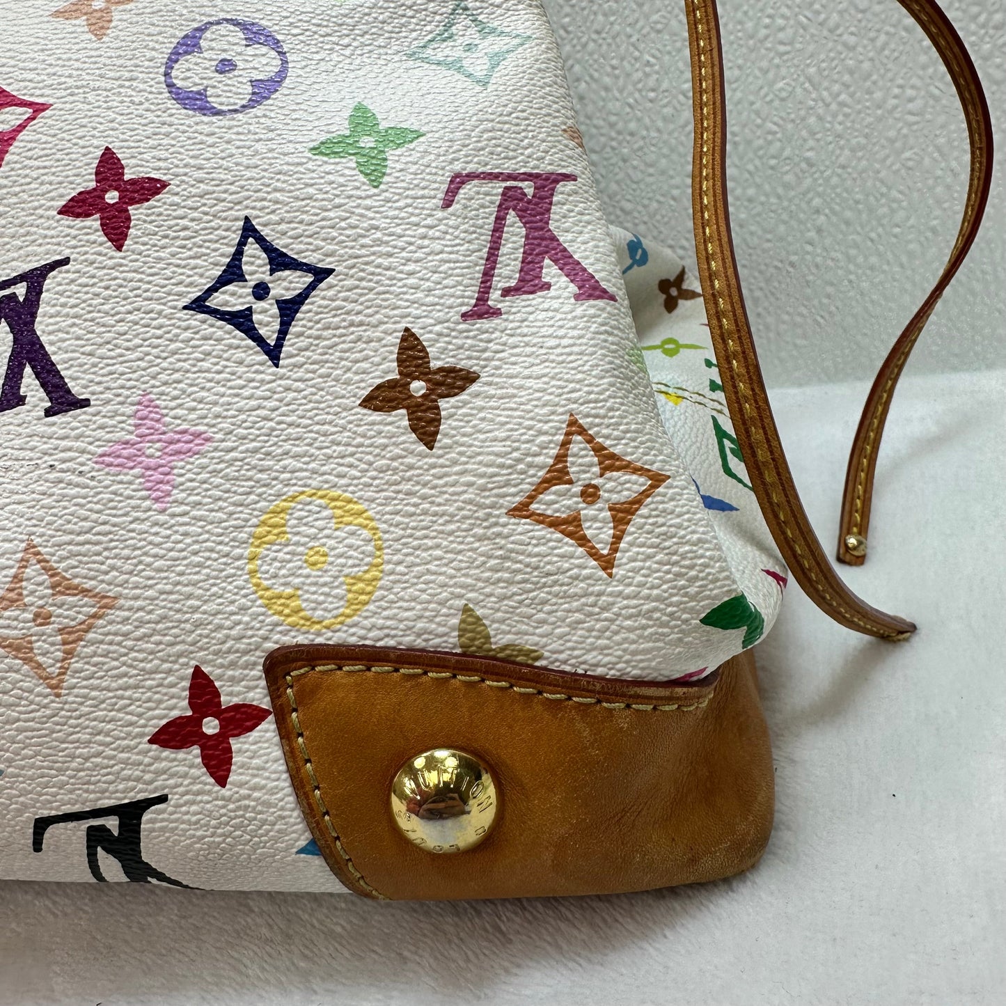 Handbag Luxury Designer By Louis Vuitton, Size: Large
