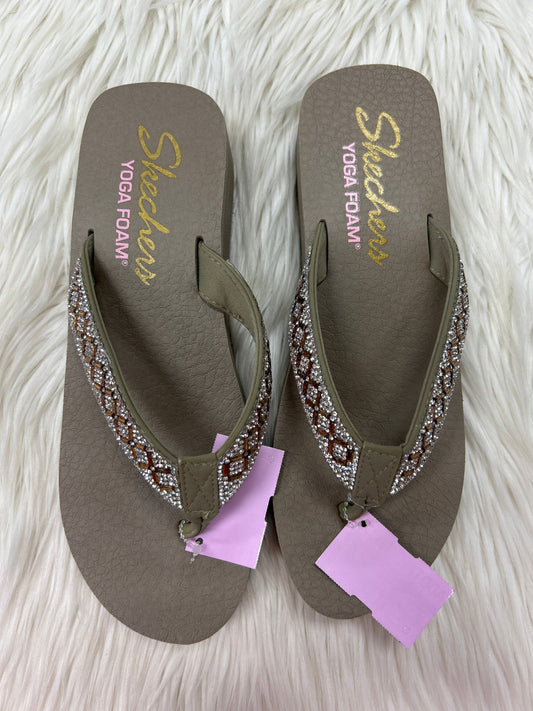 Sandals Flip Flops By Skechers In Taupe, Size:10