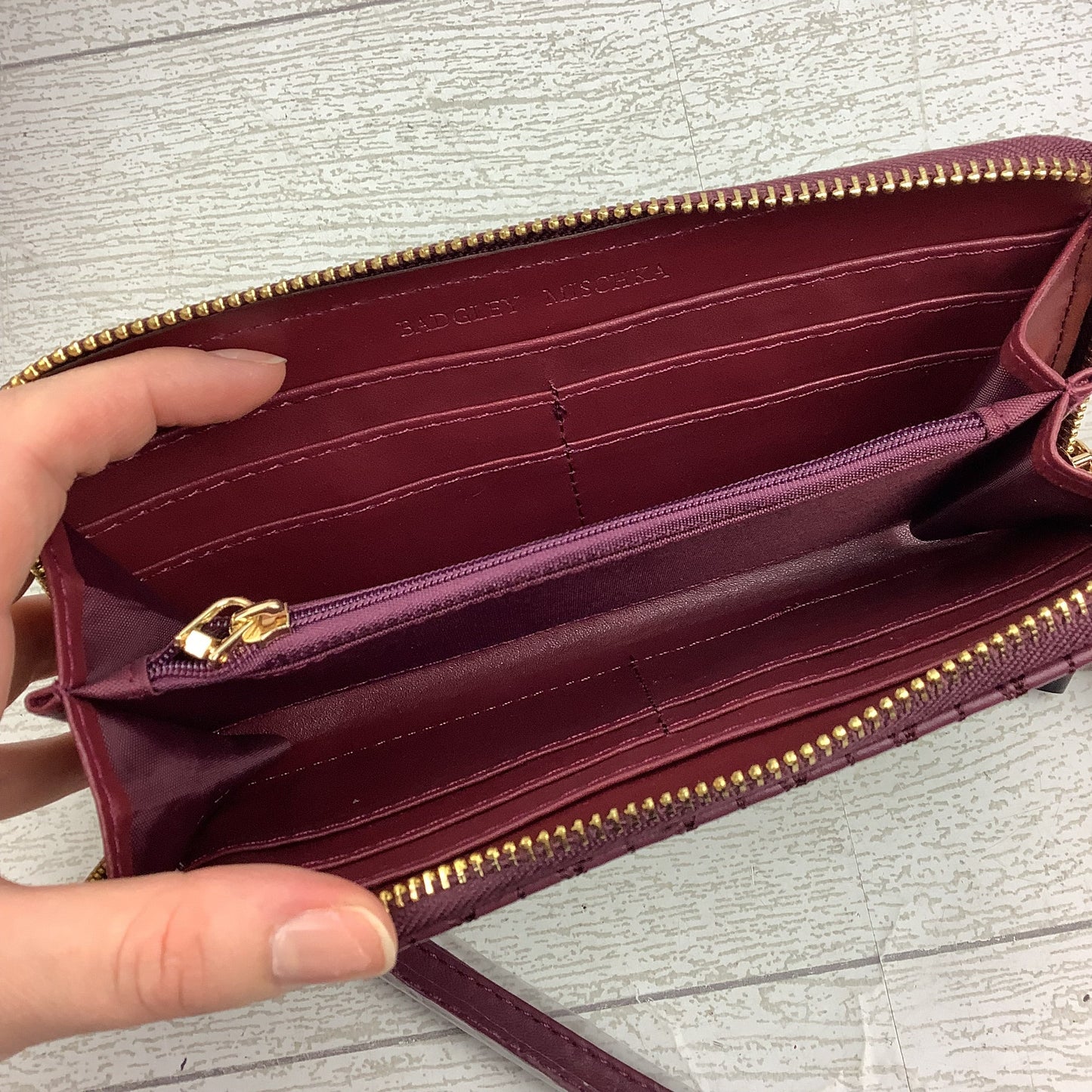 Wallet By Badgley Mischka, Size: Large