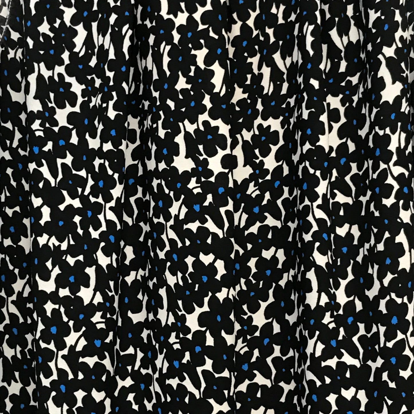 Top Sleeveless By Maxx New York In Floral Print, Size:L