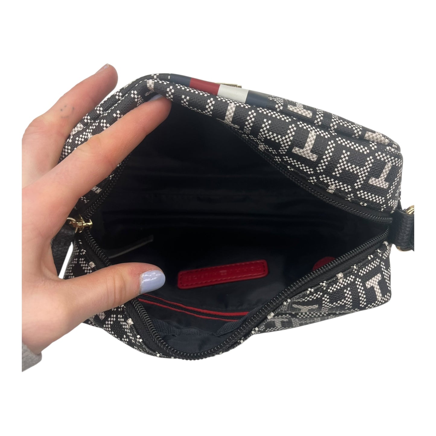 Crossbody By Tommy Hilfiger In Black & White, Size:Medium