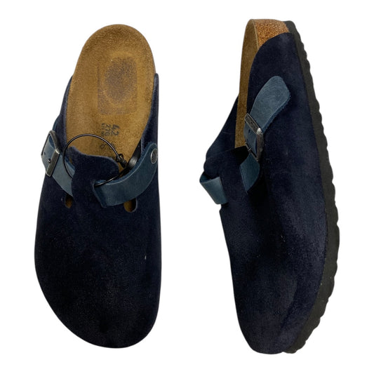 Shoes Designer By Birkenstock In Navy, Size:11
