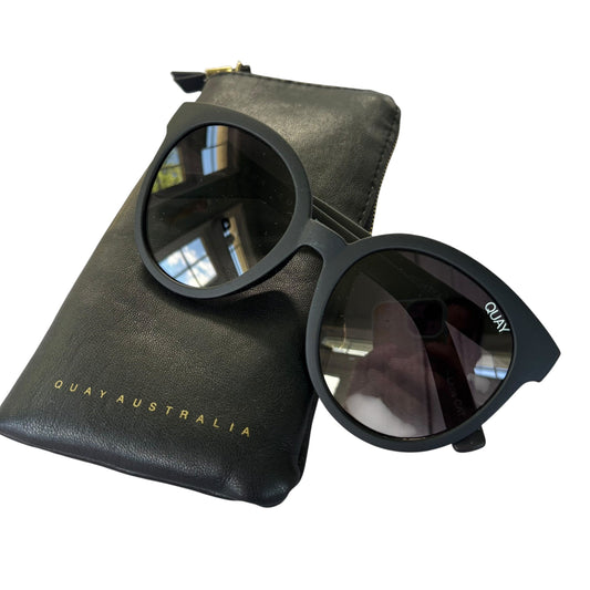 Sunglasses By Quay, Size: Large