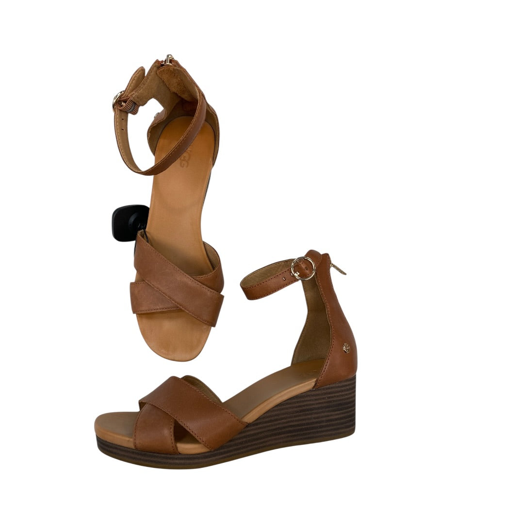 Sandals Designer By Ugg In Brown, Size:9